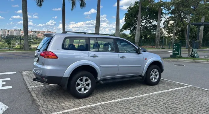Mitsubishi Pajero Dakar 3.2 4X4 T.i. Dies. 5P Aut. 2013