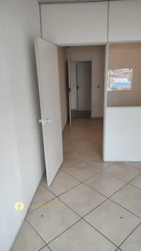 Casa com 1 Quarto(s) e 1 banheiro(s) para Alugar, 24 m² por R$ 935 / Mês