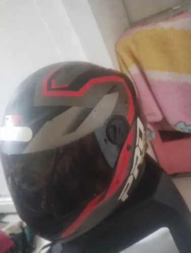 Capacete de moto tamanho 55