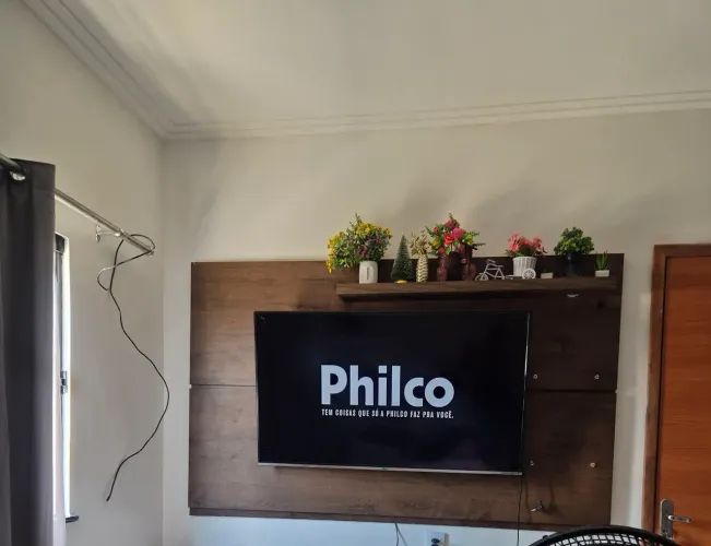Vendo por motivo de viagem
