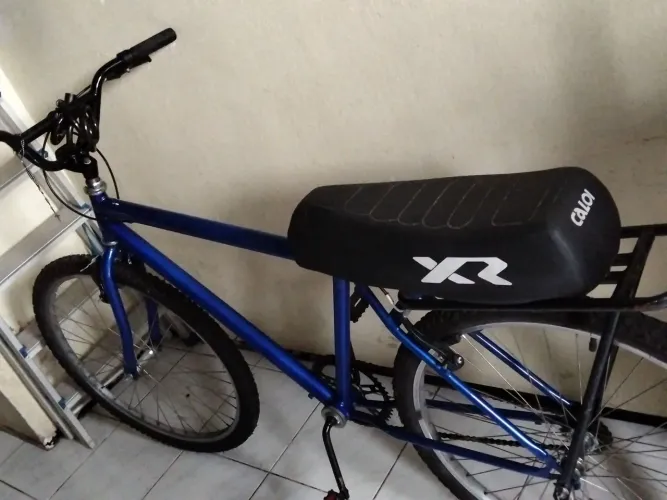 Vendo Bicicleta Aro 26, banco XR, semi-nova.mi no