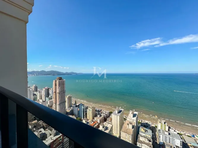 Apartamento 5 Dormitórios (4 Suítes) - Castelo Branco, Itapema/SC