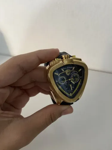Lindo relógio Lamborghini, um dos relógios mais lindo que vi