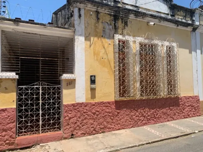 IMÓVEL À VENDA NO CENTRO DE PARNAÍBA ? R$ 120.000