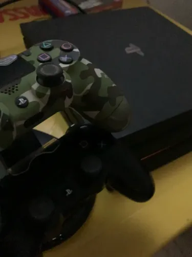 PS4 PRO 1TB