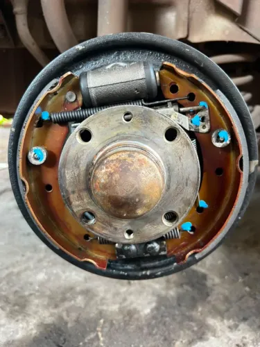 Auxiliar mecanico automotivo