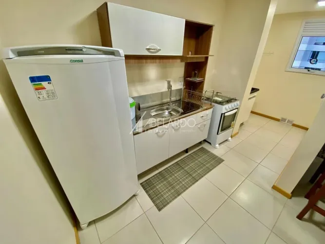 LINDO APARTAMENTO MOBILIADO IT. SECA - Sala de visita e sala de jantar, ambas integradas