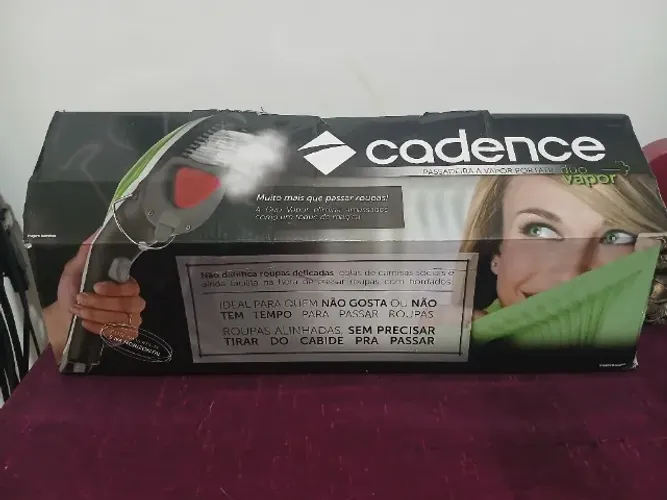 Passadeira a vapor portátil Cadence