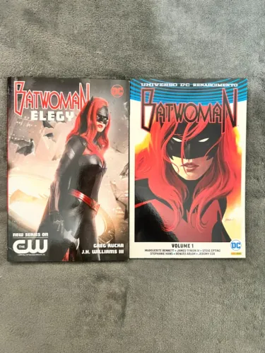 Combo HQ Batwoman (Elegy Importada + Renascimento Nacional)