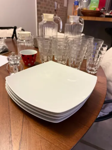 Conjunto de utensílios domésticos
