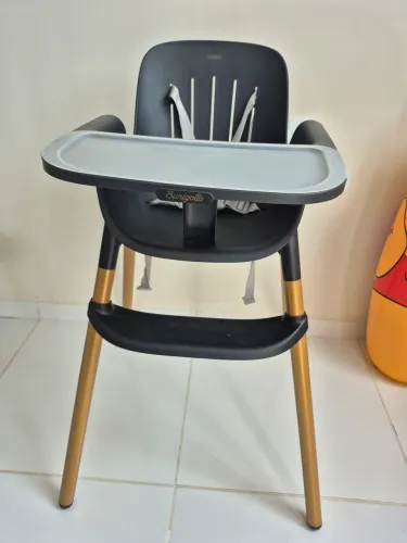 Cadeira de alimentação 