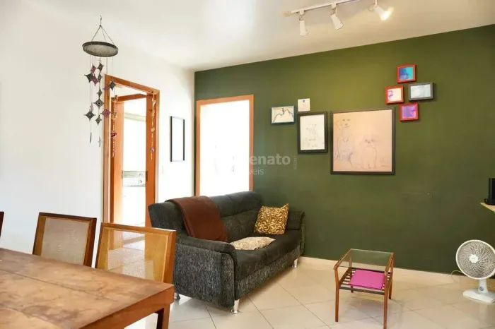 Apartamento à venda no bairro Sagrada Família