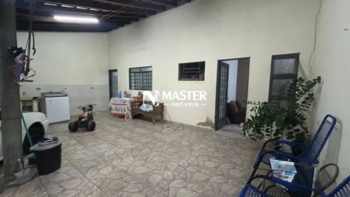Casa com 2 dormitórios à venda, 80 m² por R$ 220.000,00 - Jardim Bandeirantes - Marília/SP