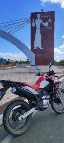 Vendo ou troco em carro do meu interesse 