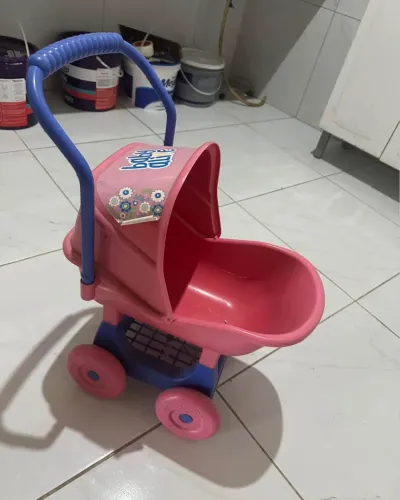 Carrinho de boneca baby alive