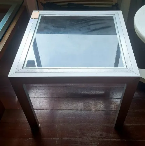 Mesa lateral para sala
