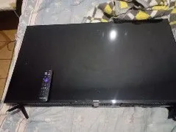 Televisão smart semp Roku leia descrição 