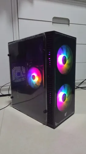 PC GAMER MT NOVO P/ LOL, GTA, VALORANT, ETC - RYZEN 2200G + A320M ASROCK + 16GB DDR4