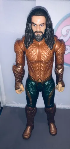 Boneco Aquaman do filme hasbro Dc comics 30 cm 