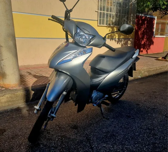 ? HONDA BIZ 110i 2024/2024 ?