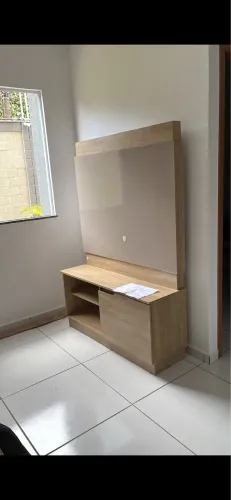 Vendo rack com painel acoplado