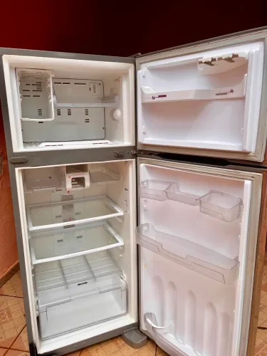 Geladeira Frost Free