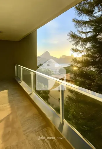 Vista Lagoa e Cristo, Varandão, 240m², 03 quartos, suíte, 02 vagas