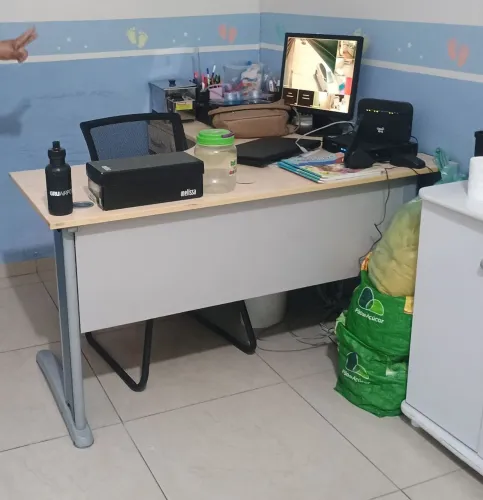 Mesa recepção em L