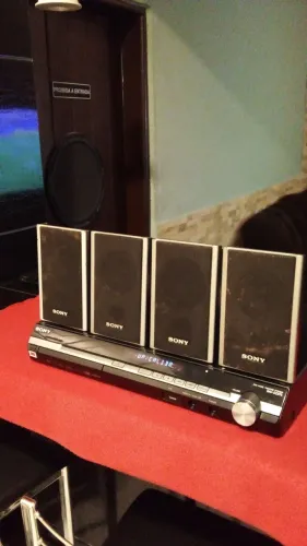 Home theater sony DAV-DZ275