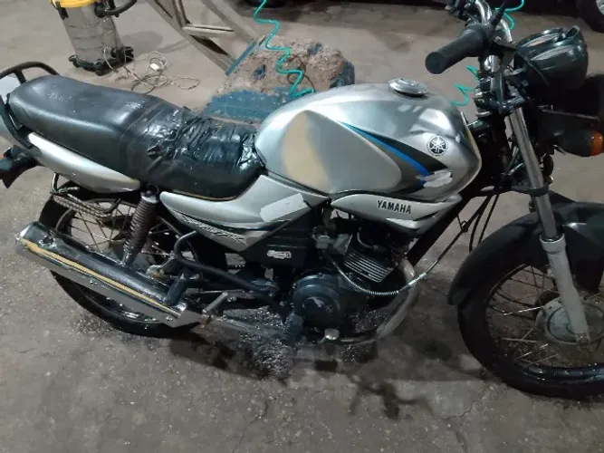 YBR 125
