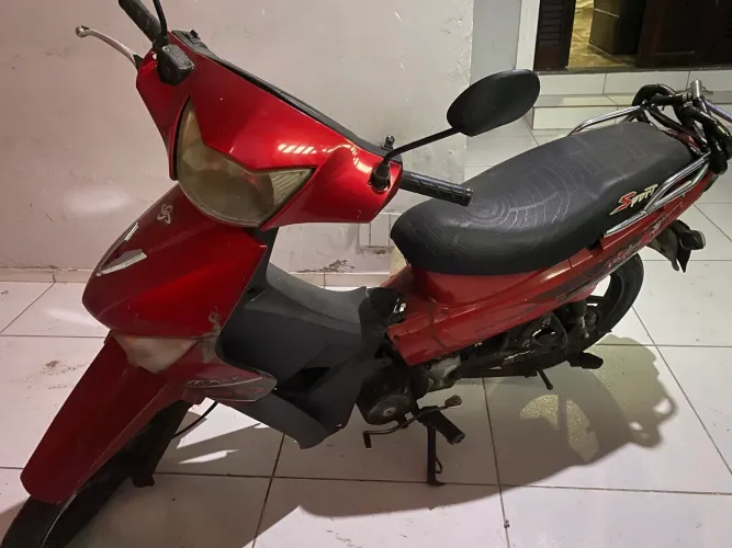 Moto a venda 
