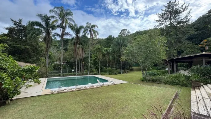 Imóvel para venda com 550 metros quadrados com 5 quartos em Pedro do Rio - Petrópolis - RJ