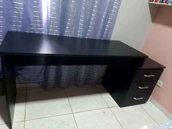 Mesa Gamer / Escritório Grande com 3 Gavetas - Preta