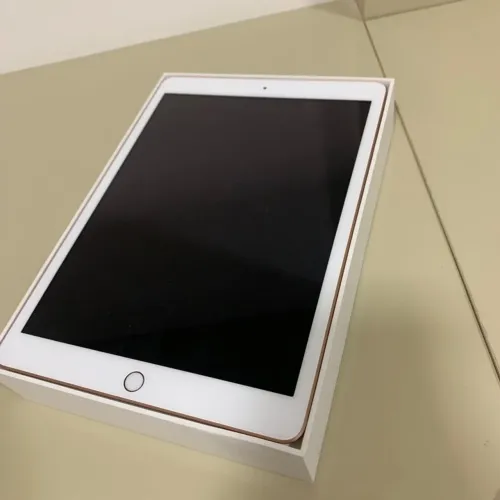 Ipad 7 gold de 32g - LEIA A DESCRIÇÃO!!!