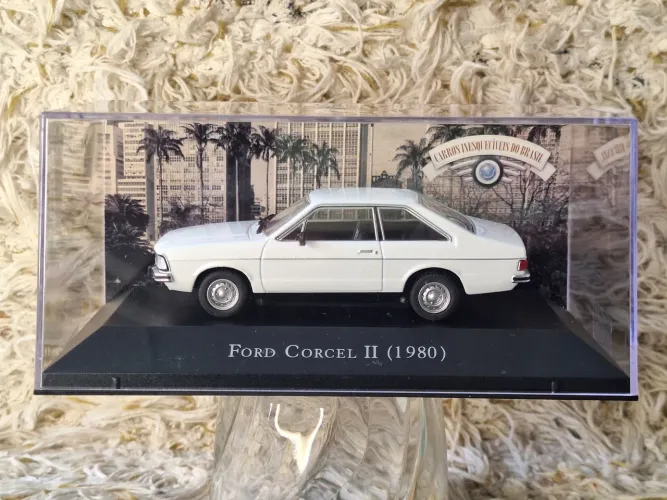 Miniatura Ford Corcel II 1980 - Carros Inesquecíveis do Brasil