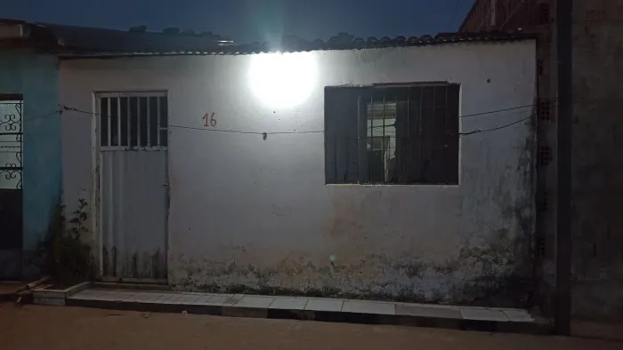 Casa na rua novo horizonte