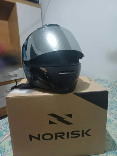 Capacete Norisk razor TM 62