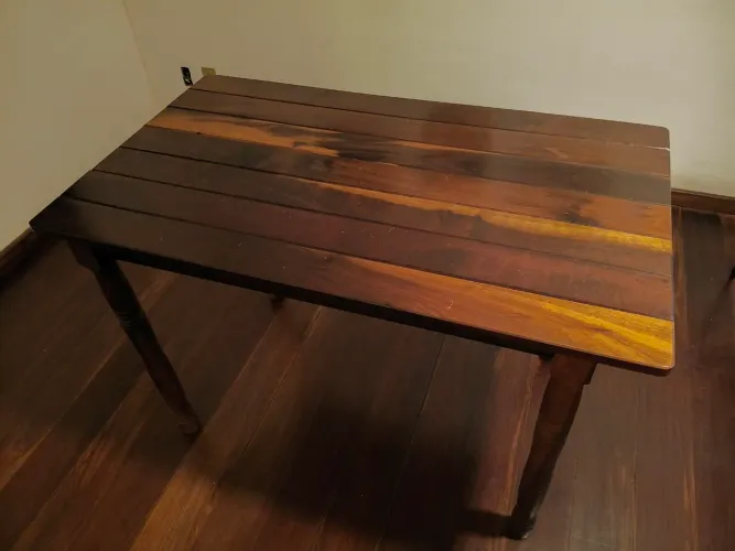 MESA MACIÇA RETRÔ 1,20x0,70x0 80cm