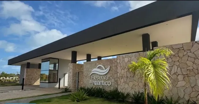 Lote 240m² condomínio Reserva do Atlântico