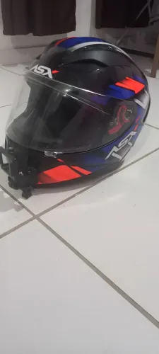 Capacete ASX city start