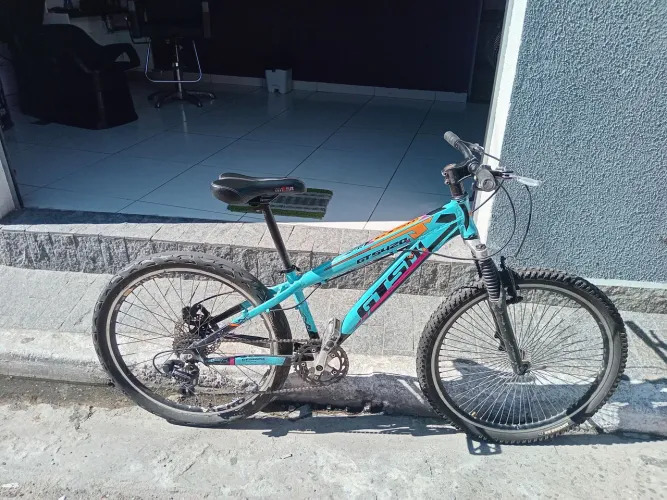 Bicicleta GTSM1 Aro 26 Alumínio - Freio Hidráulico (Estado de Nova!)