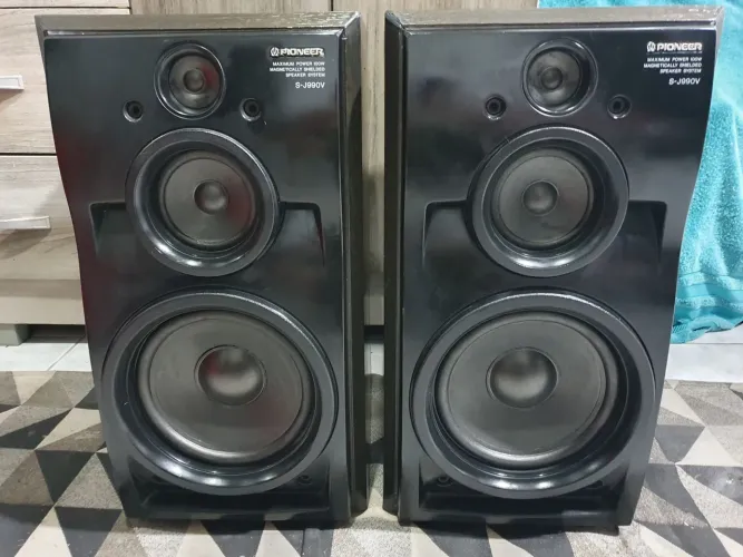 Caixas acústicas pioneer