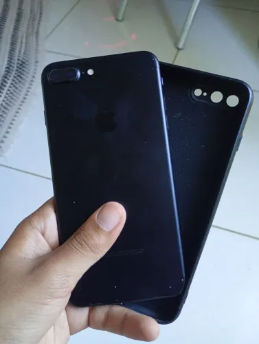 iPhone 8 Plus 64g, tudo funcionando,tudo original