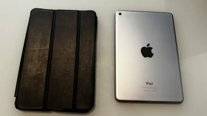 iPad Mini 4 127Gb Prata 