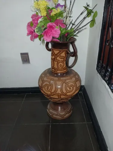 Vaso decorativo(falar com marilda *)