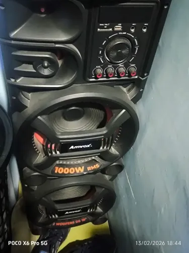 Caixa de som Anvox 1000 RMS
