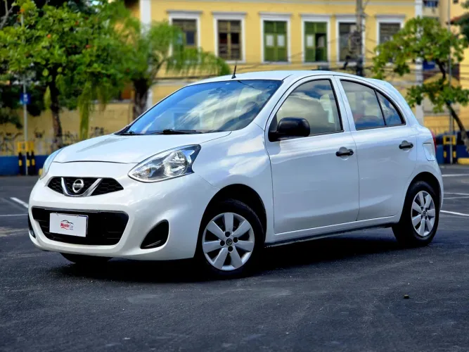 Nissan March S 1.0 12V Flex 5P 2016