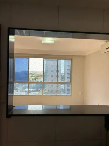 Apartamento com 2 quartos, fundos, sol manha, e 1 vaga coberta em Praia do Canto - Vitória