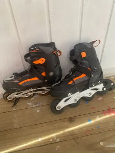 Patins em linha gonew