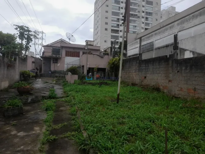 Terreno plano/ Saúde/ Próximo ao Shopping Plaza Sul/ com 384 m² total/